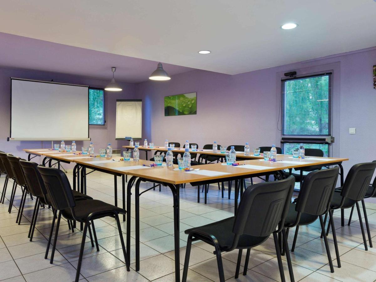 Ibis Budget Chilly-Mazarin Les Champarts Экстерьер фото